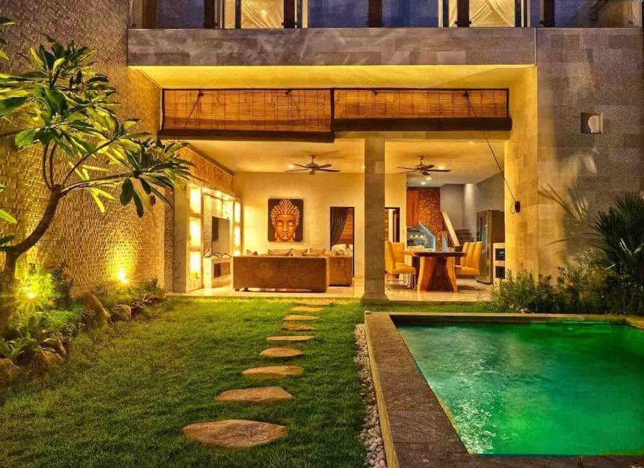 Lora: Retreat For Tranquility And Bliss *