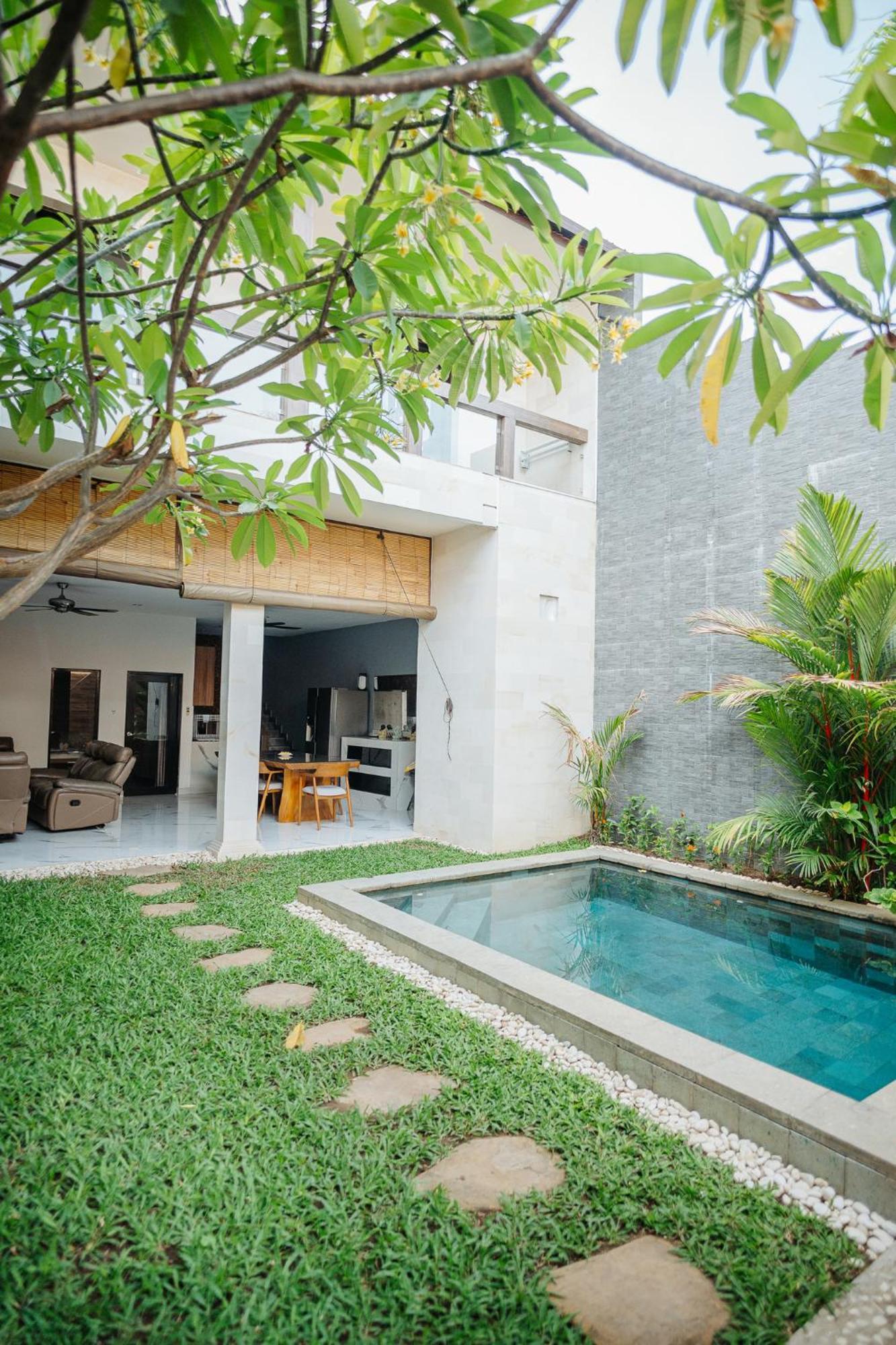Lora: Retreat For Tranquility And Bliss * Sanur (Bali)